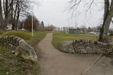 Path into Larghan Park