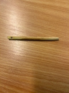 photo of needle made with oak